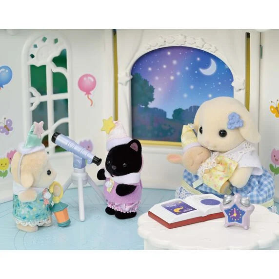 Sylvanian Families Amigos de la Guardería Fiesta de Pijamas