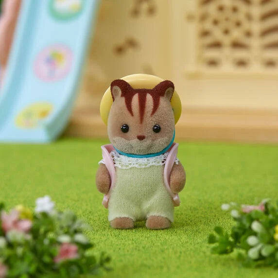 Sylvanian Families Bebé Ardilla de la Nuez
