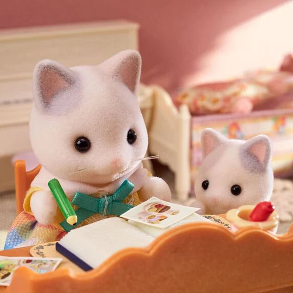 Sylvanian Families Familia Gato Latte (Disponibles Individuales)