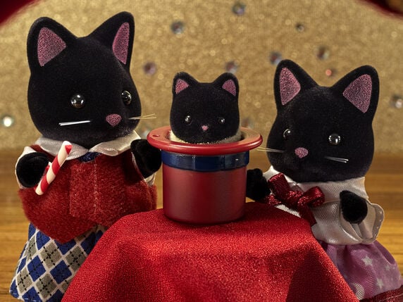 Sylvanian Families Familia Gato Medianoche (Disponibles Individuales)