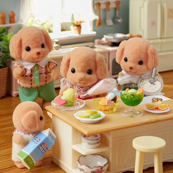 Sylvanian Families Familia Perro Caniche (Disponibles Individuales)