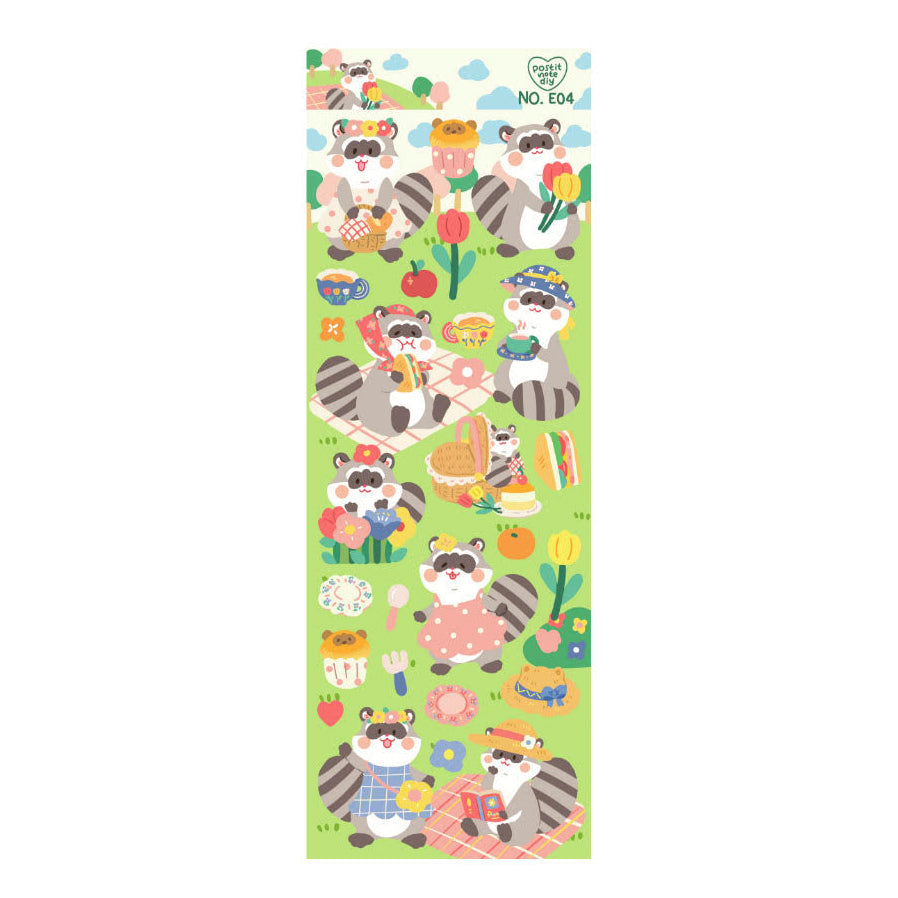 Stickers E04 Picnic Raccoon