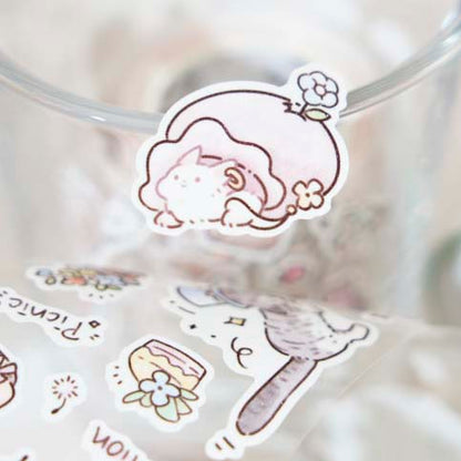 Stickers en Rollo Kitten Roaming In Sunny Afternoon Cream House